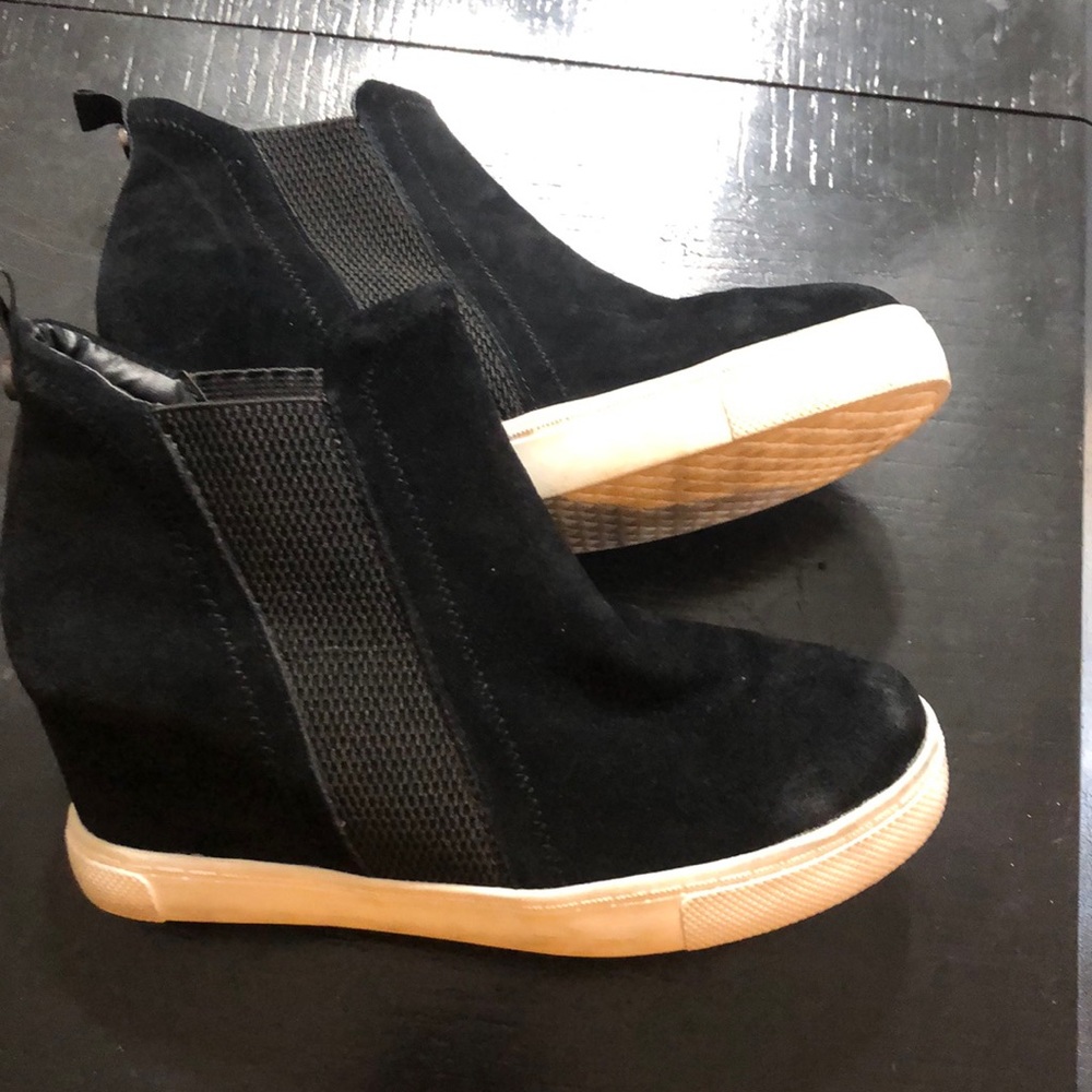 Steve Madden heel sneaker